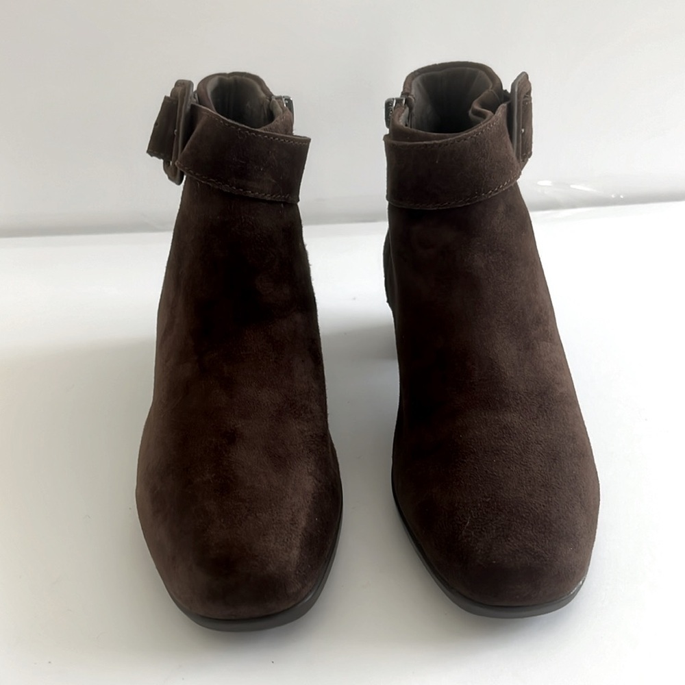Munro $250 Callie Espresso Suede Booties Boots Stacked Heel Shoes Size 8N New - Picture 5 of 7